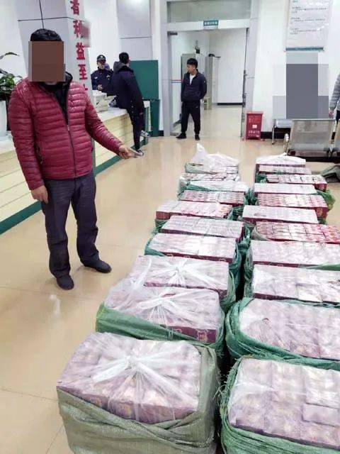 深夜交易 警方截獲1100條卷煙，電商背后的法律底線被觸碰